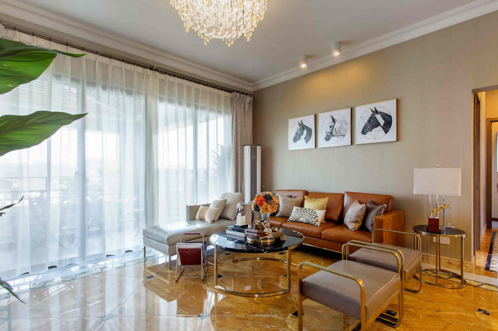 YJ160户型四室两厅  港式风格