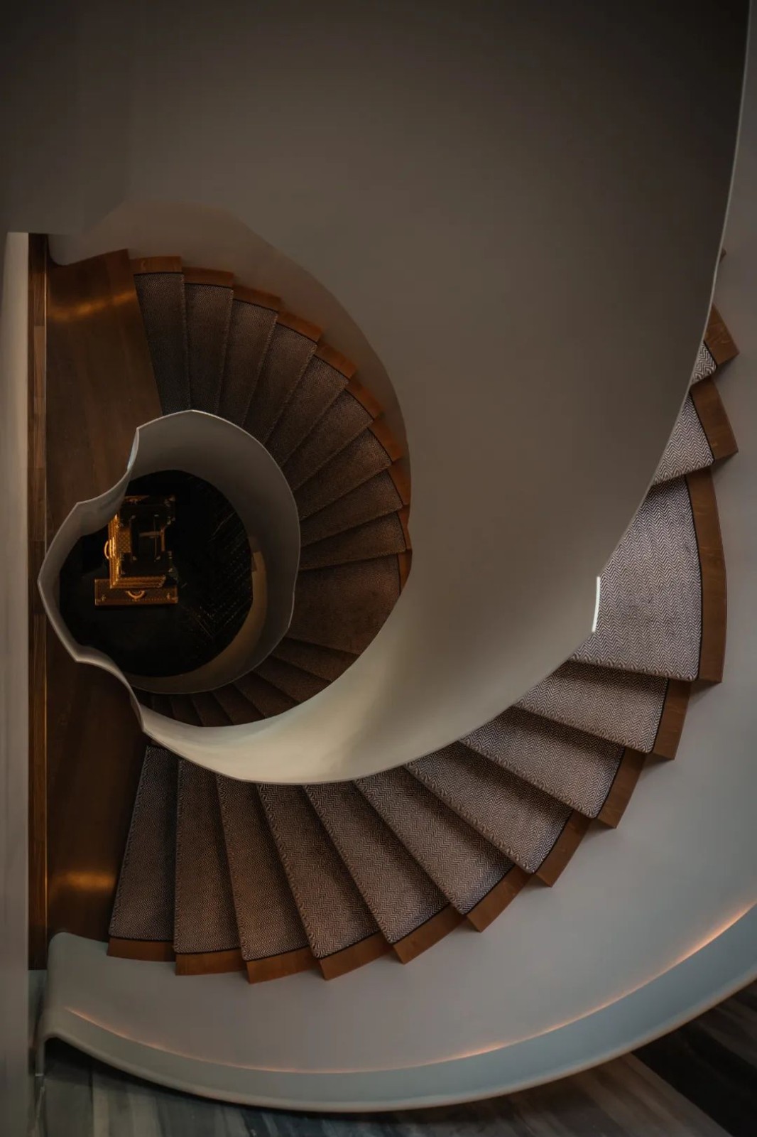 西湖边上的中餐厅设计，满满的民国风！