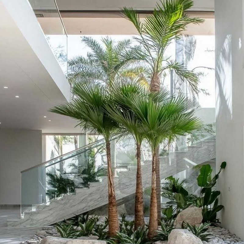 Simulated coconut tree